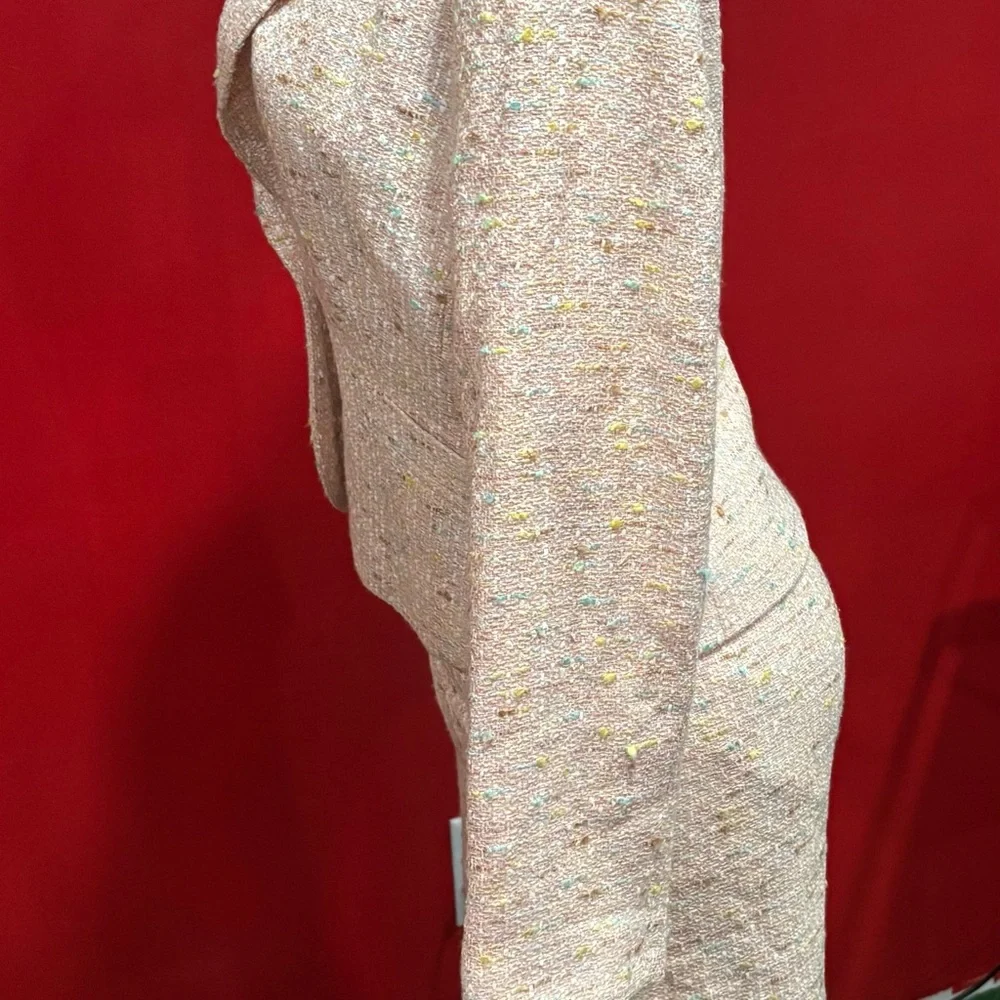 Sara Campbell Textured Pink Blazer and Skirt Set - Picture 4 of 6